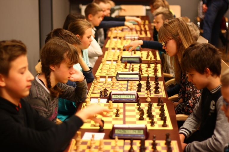 W muzeum zagrali w szachy